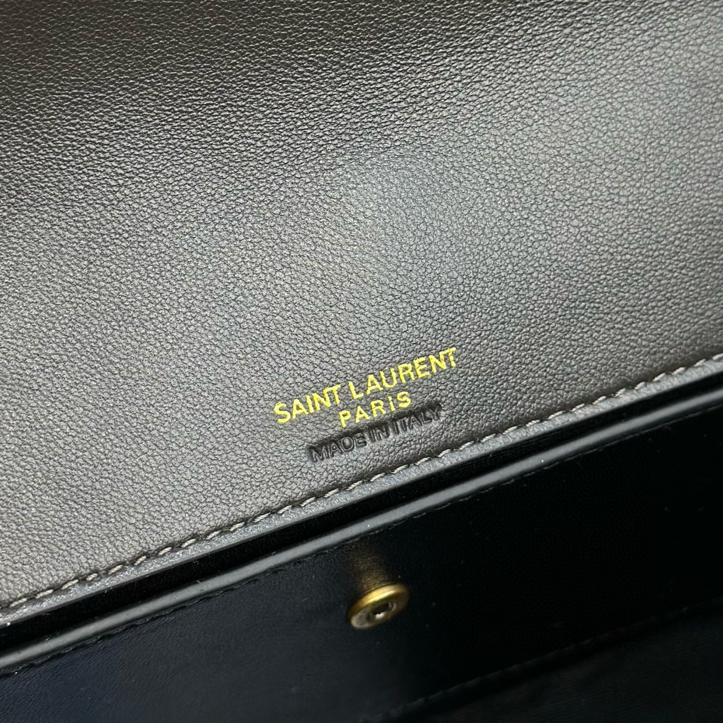 YSL Loulou Shoulder Bag 20x12x5cm