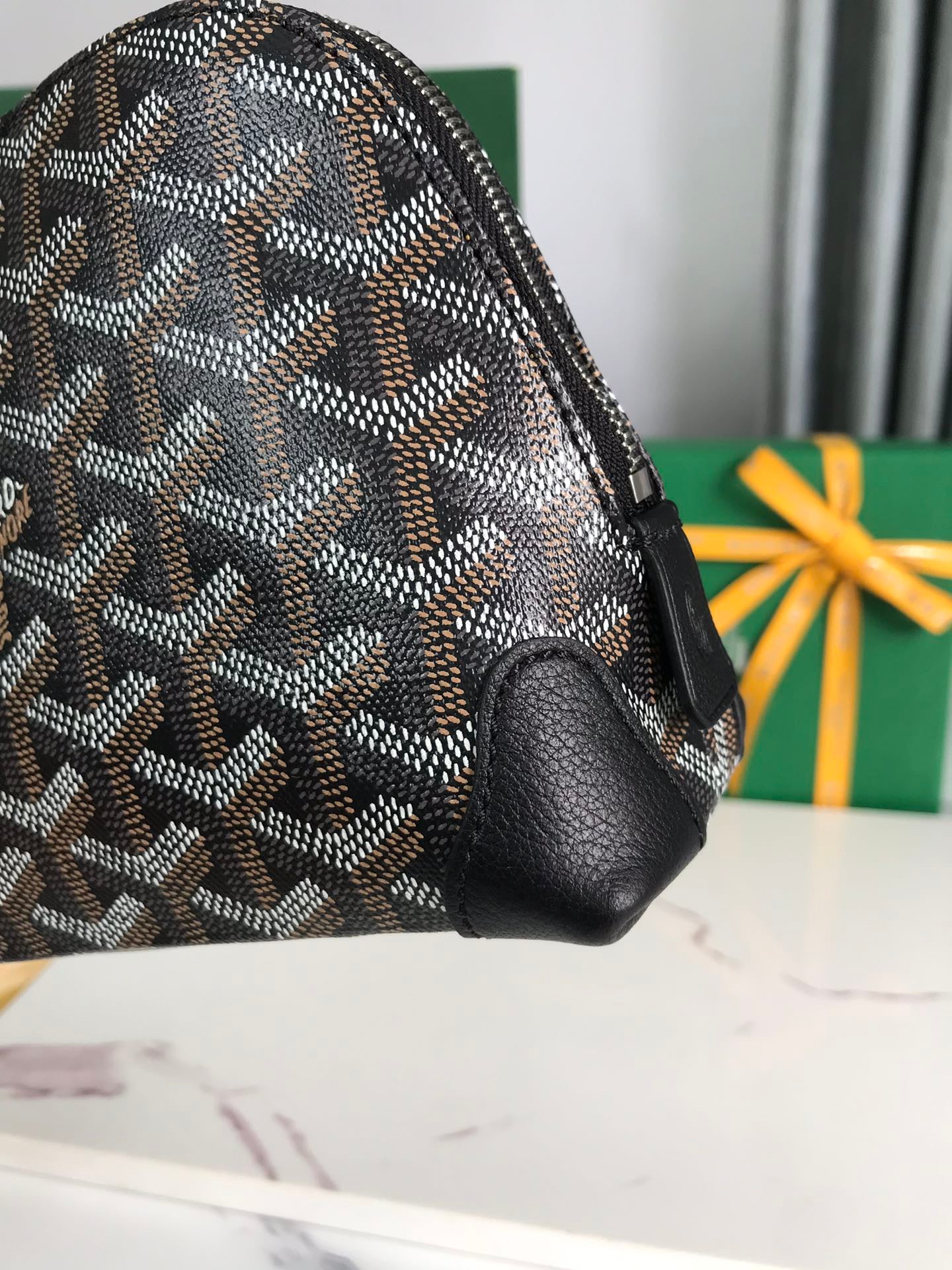 Goyard Pouch