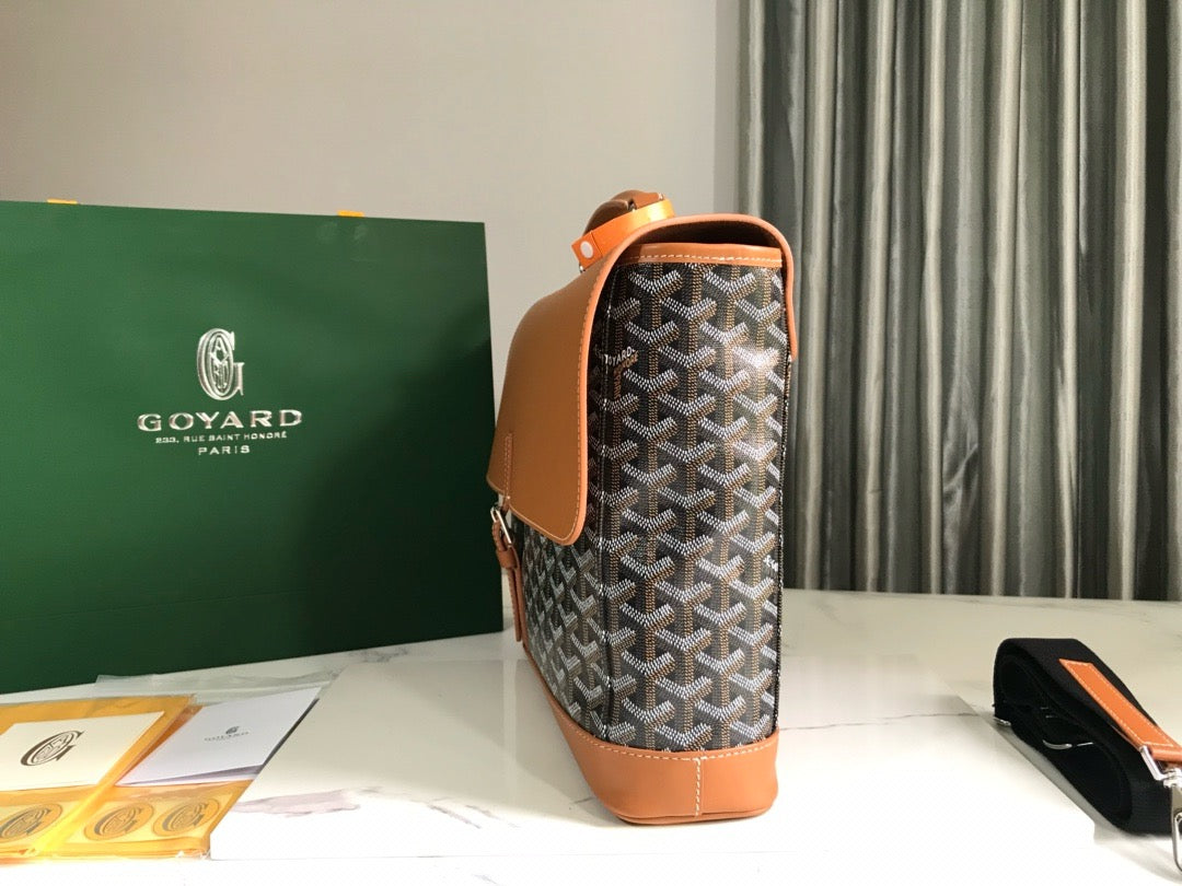 Goyard Messenger Bag 38x26x8cm