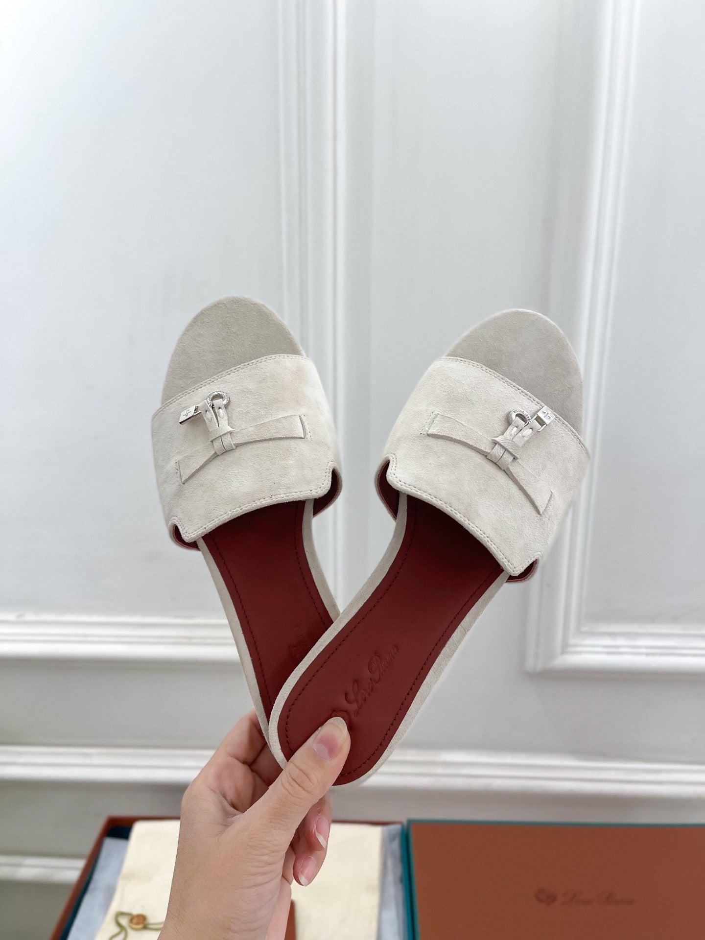 LP Sandals