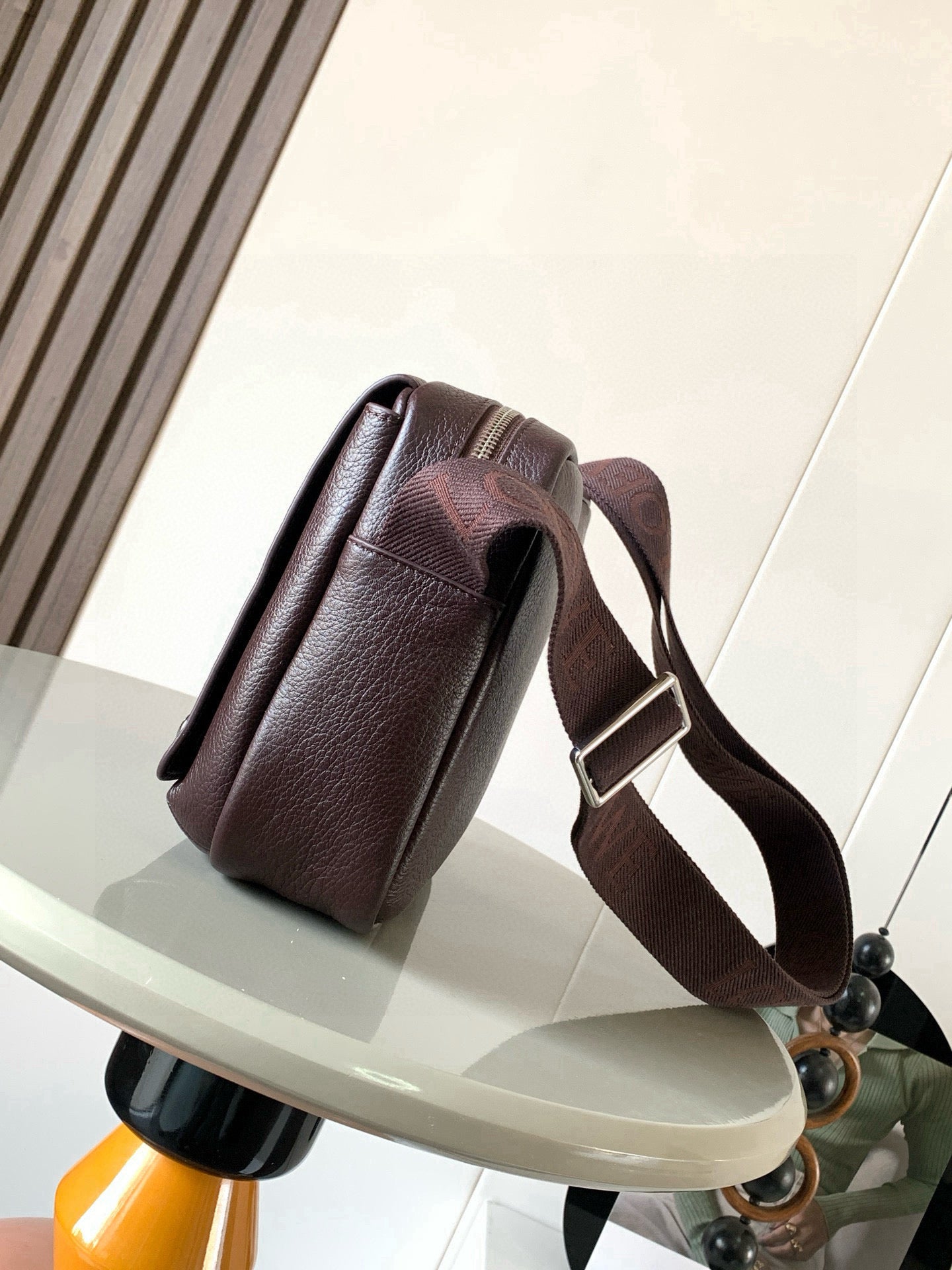 Loewe Messenger Bag 23x18x9CM