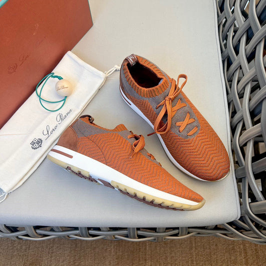 LP Sneakers