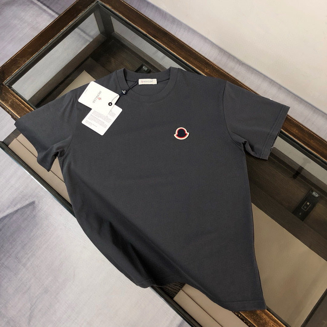 Moncler T-shirt