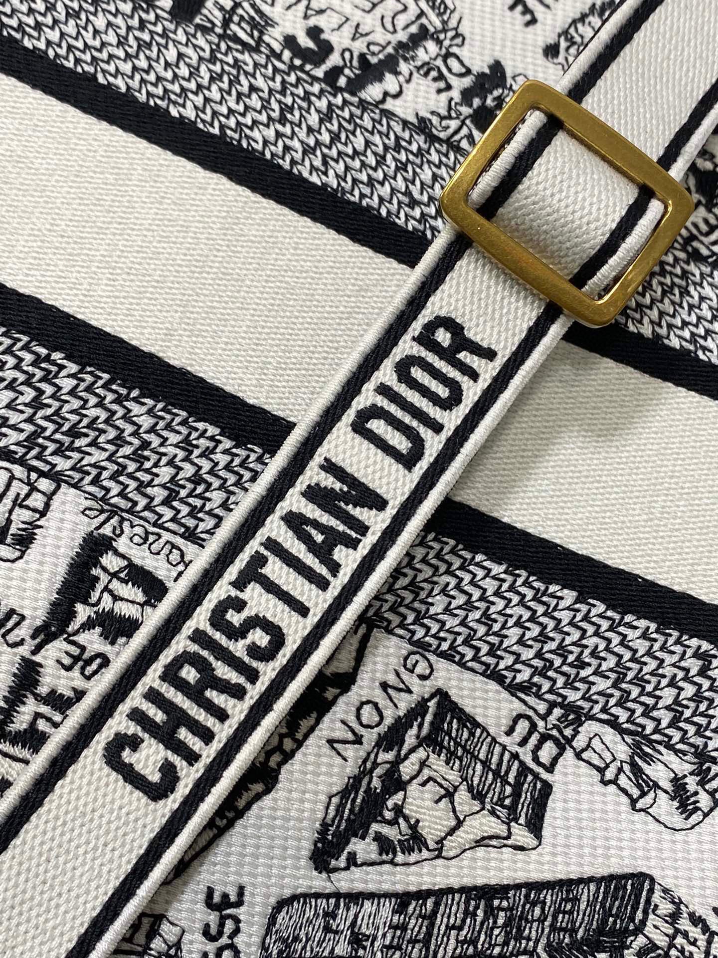 Dior Tote  36x16x27cm