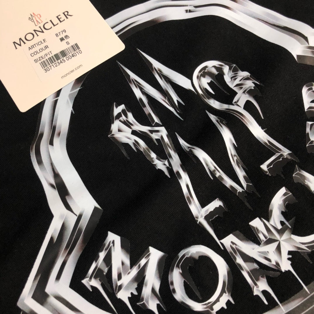 Moncler T-shirt