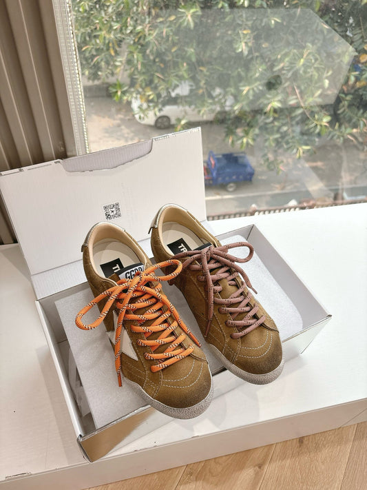 Golden Goose Sneaker