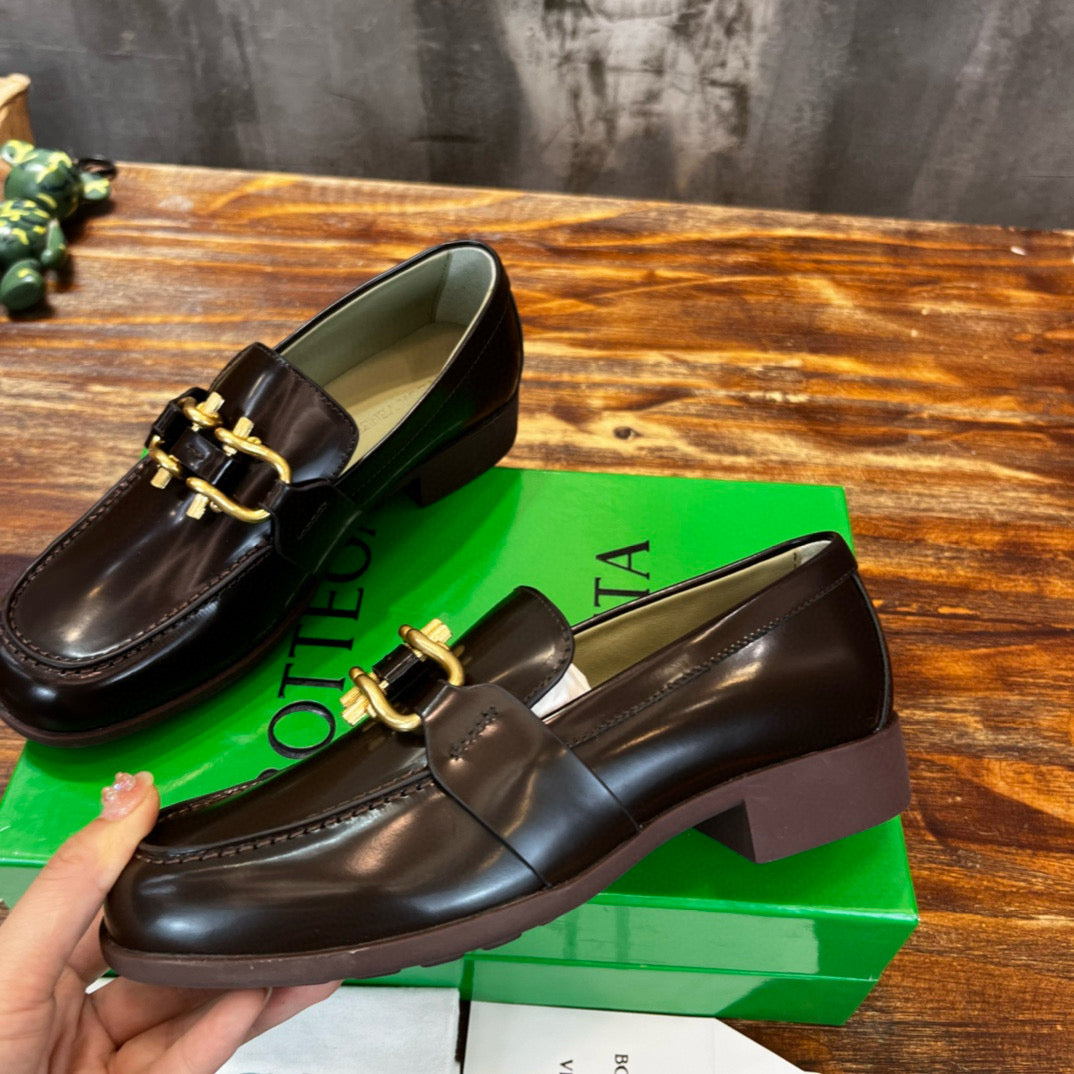 BV Loafer