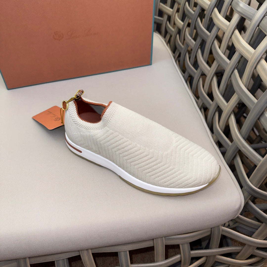 LP Sneakers
