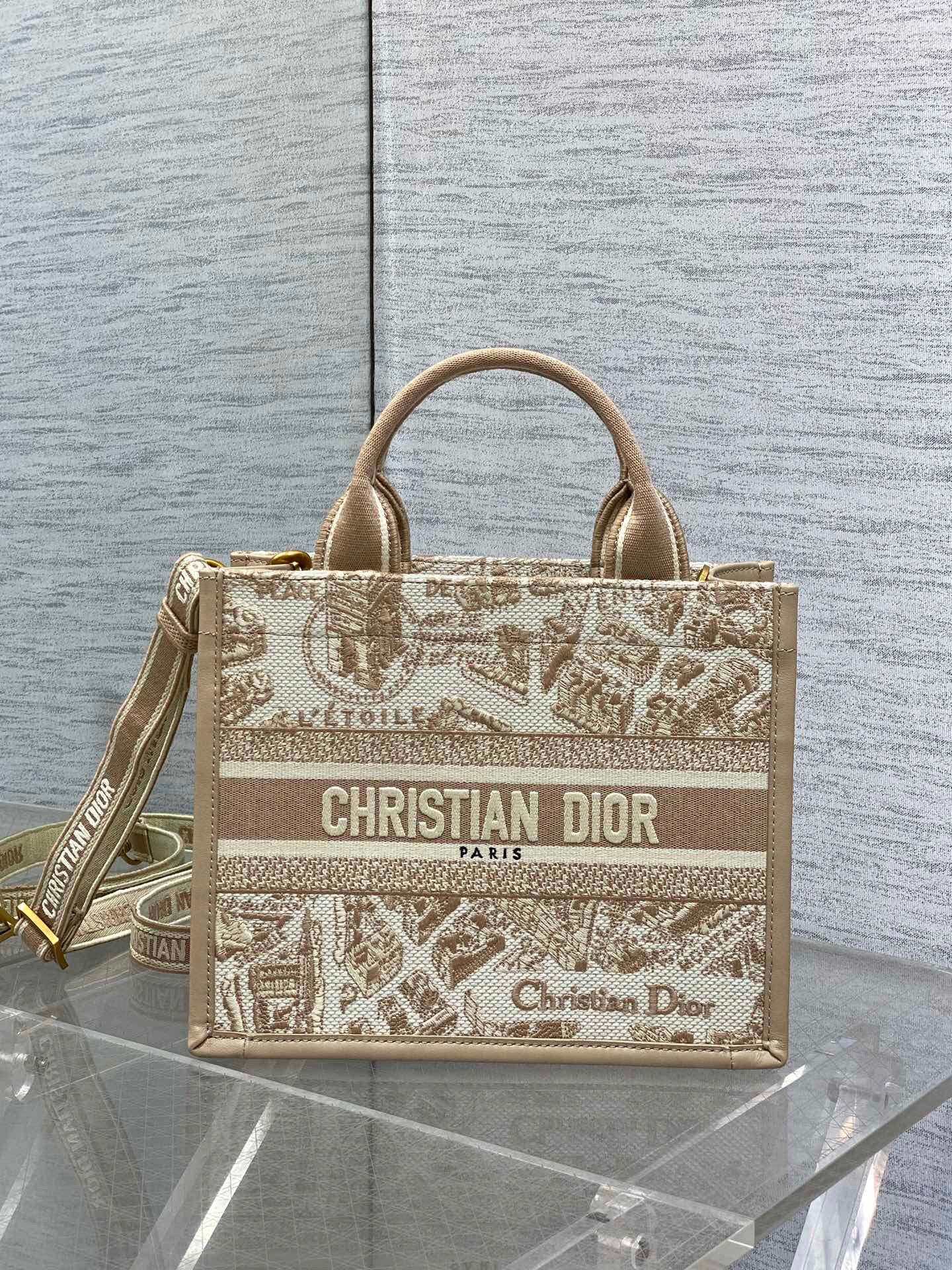 Dior Tote  26x12x21cm