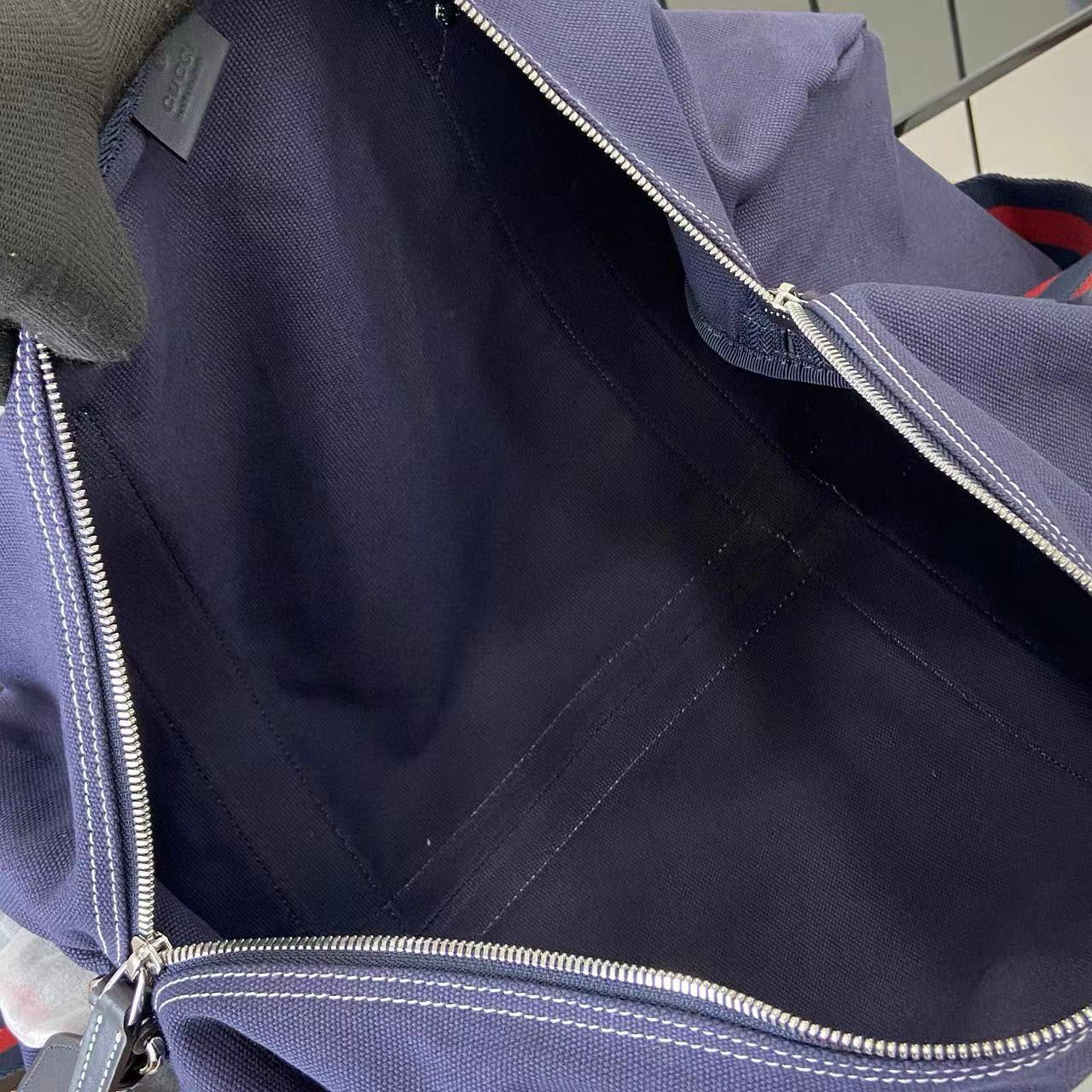 Gucci Duffle Bag 54x24x24CM