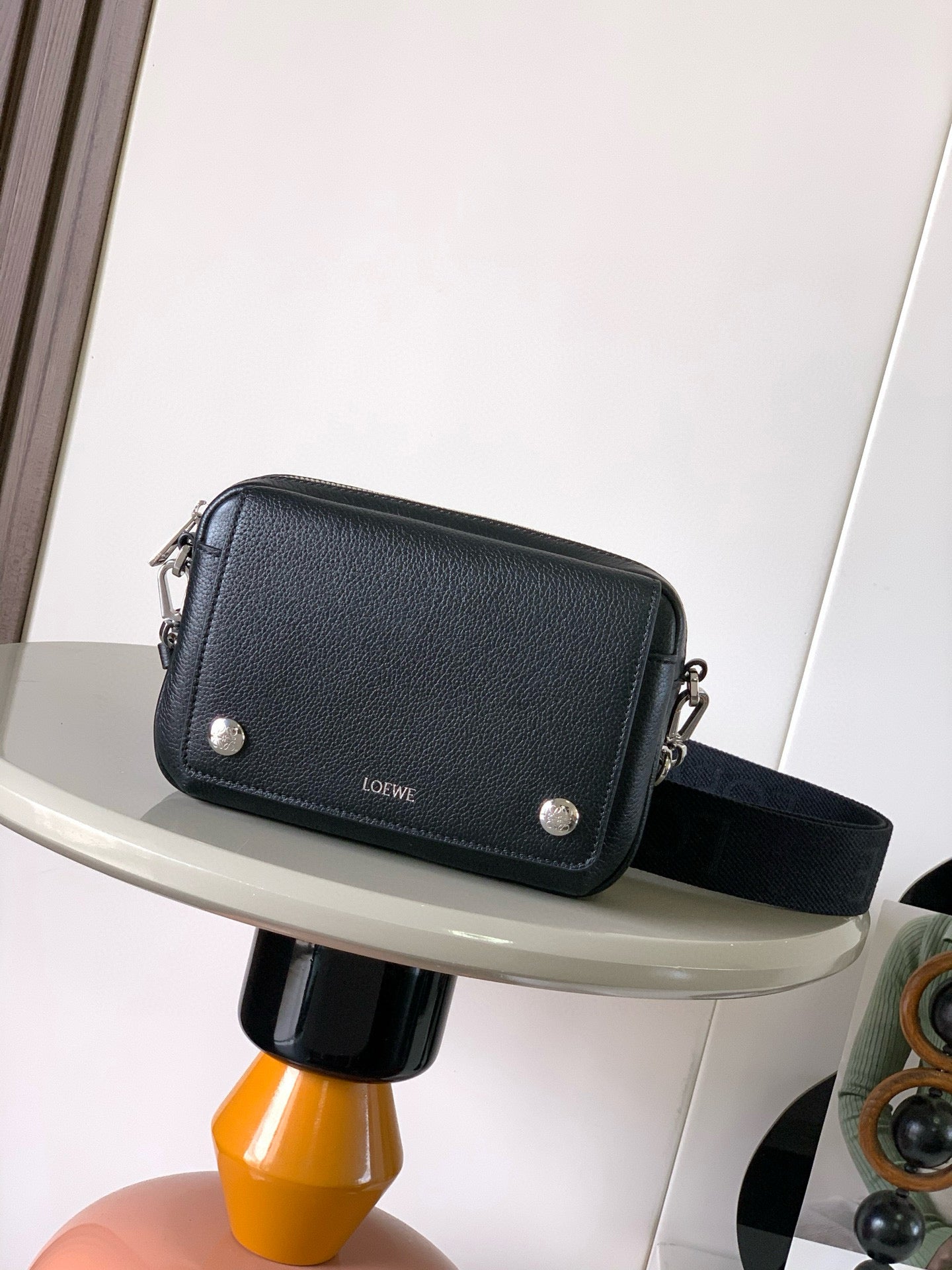 Loewe Messenger Bag 20x12.5x6CM