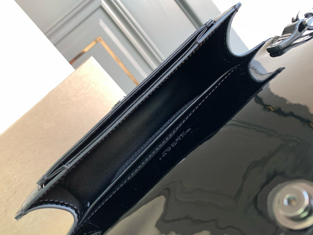 Bvlgari Serpenti Forever East-West Bag