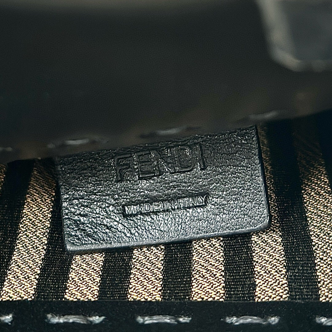 Fendi Sling bag