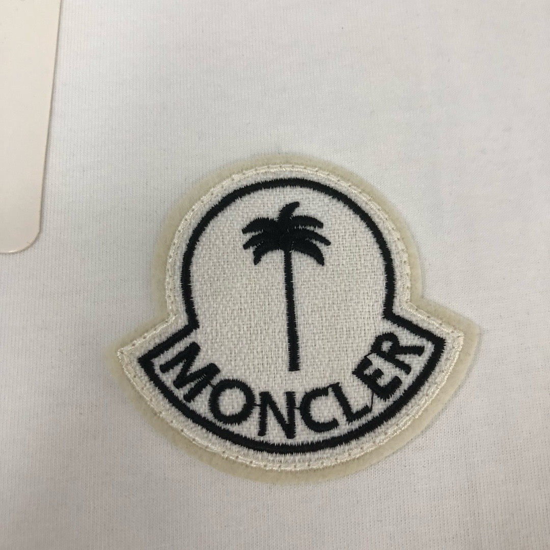 Moncler T-shirt