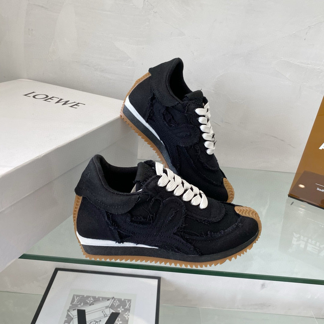 Loewe Sneakers