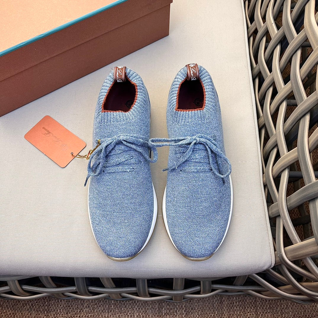 LP Sneakers
