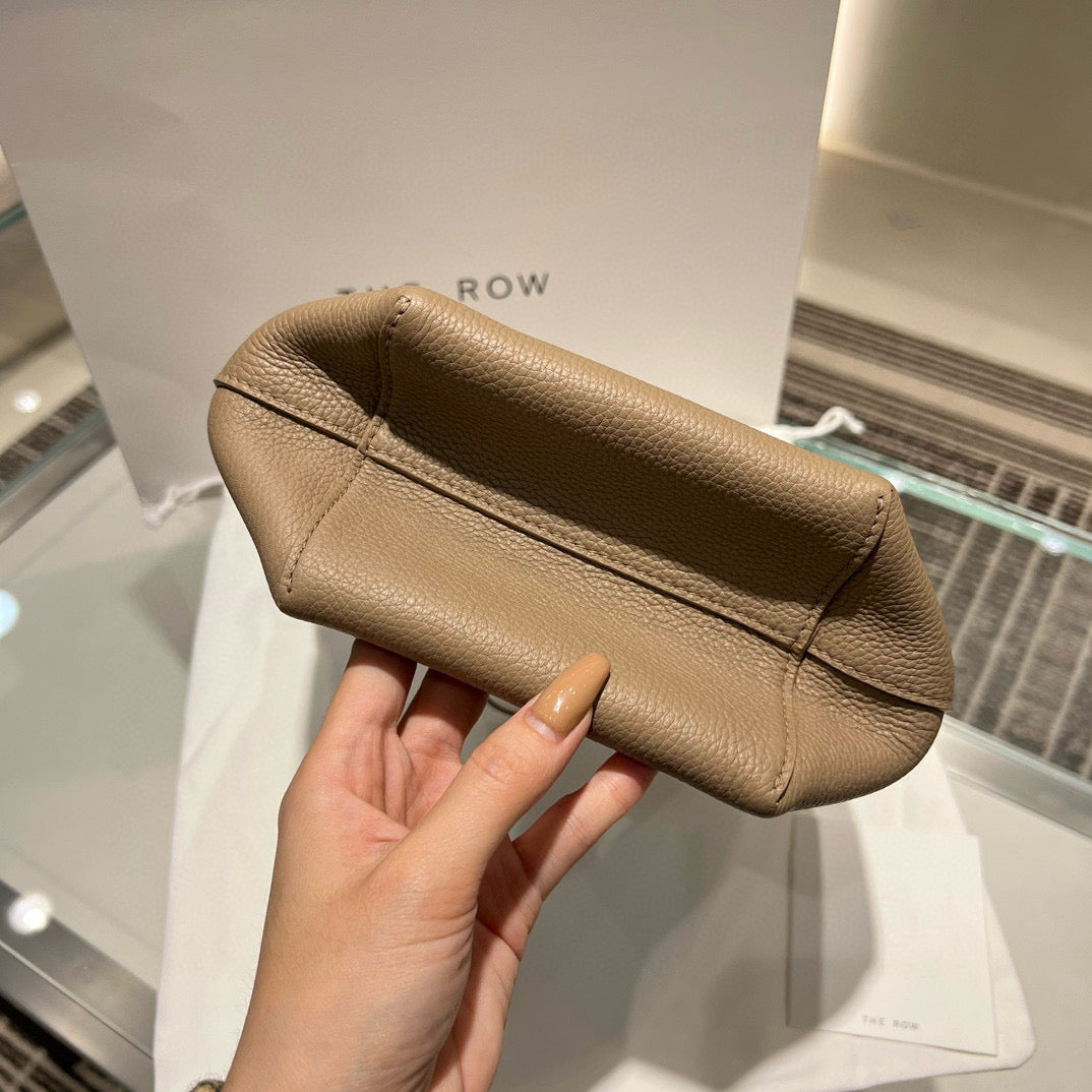 The Row Bucket Bag(24CM*22CM*11CM)