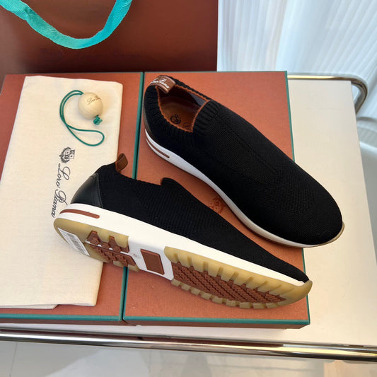LP Sneakers