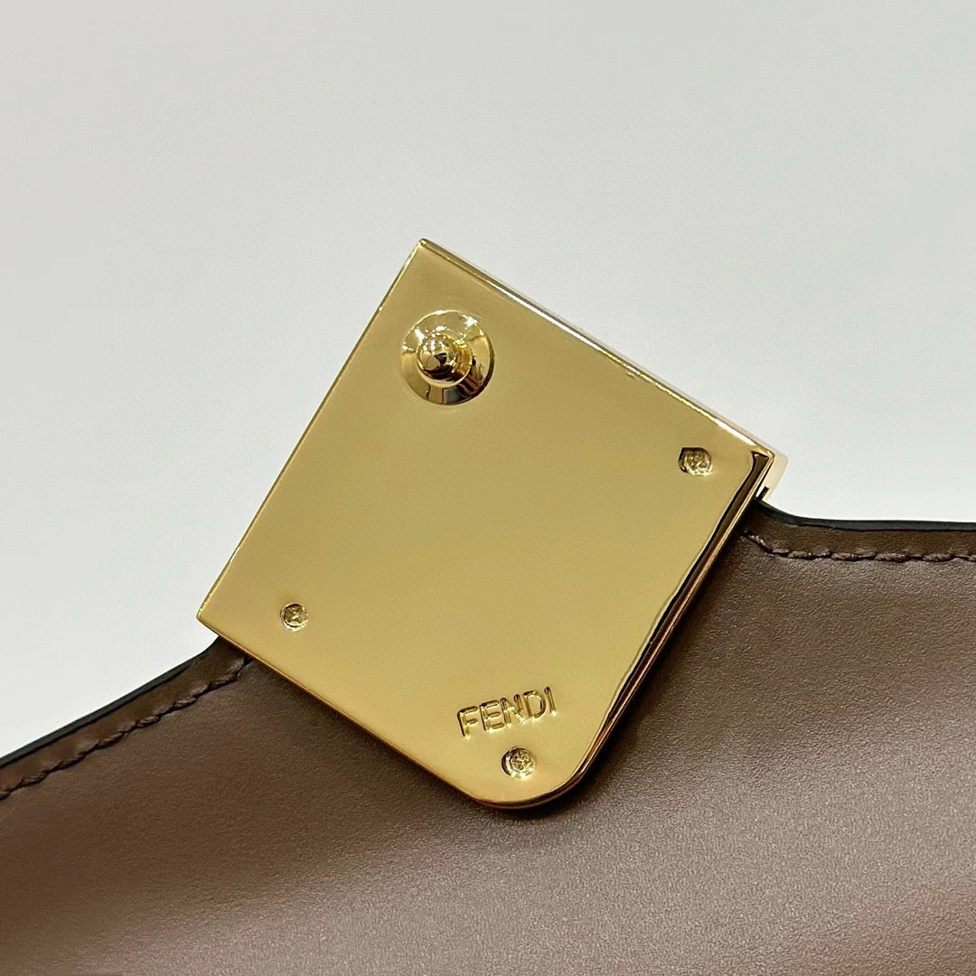 Fendi Wallet On Chain Baguette
