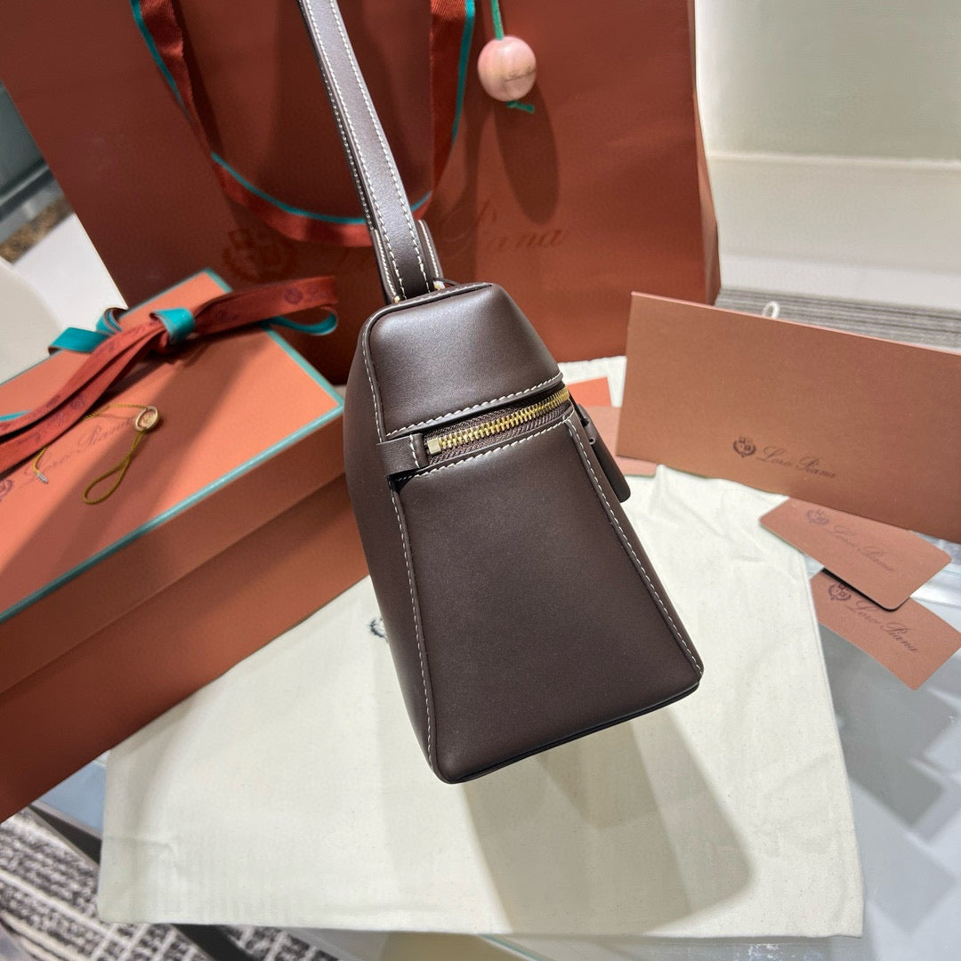 Loro Piana Extra Bag 27