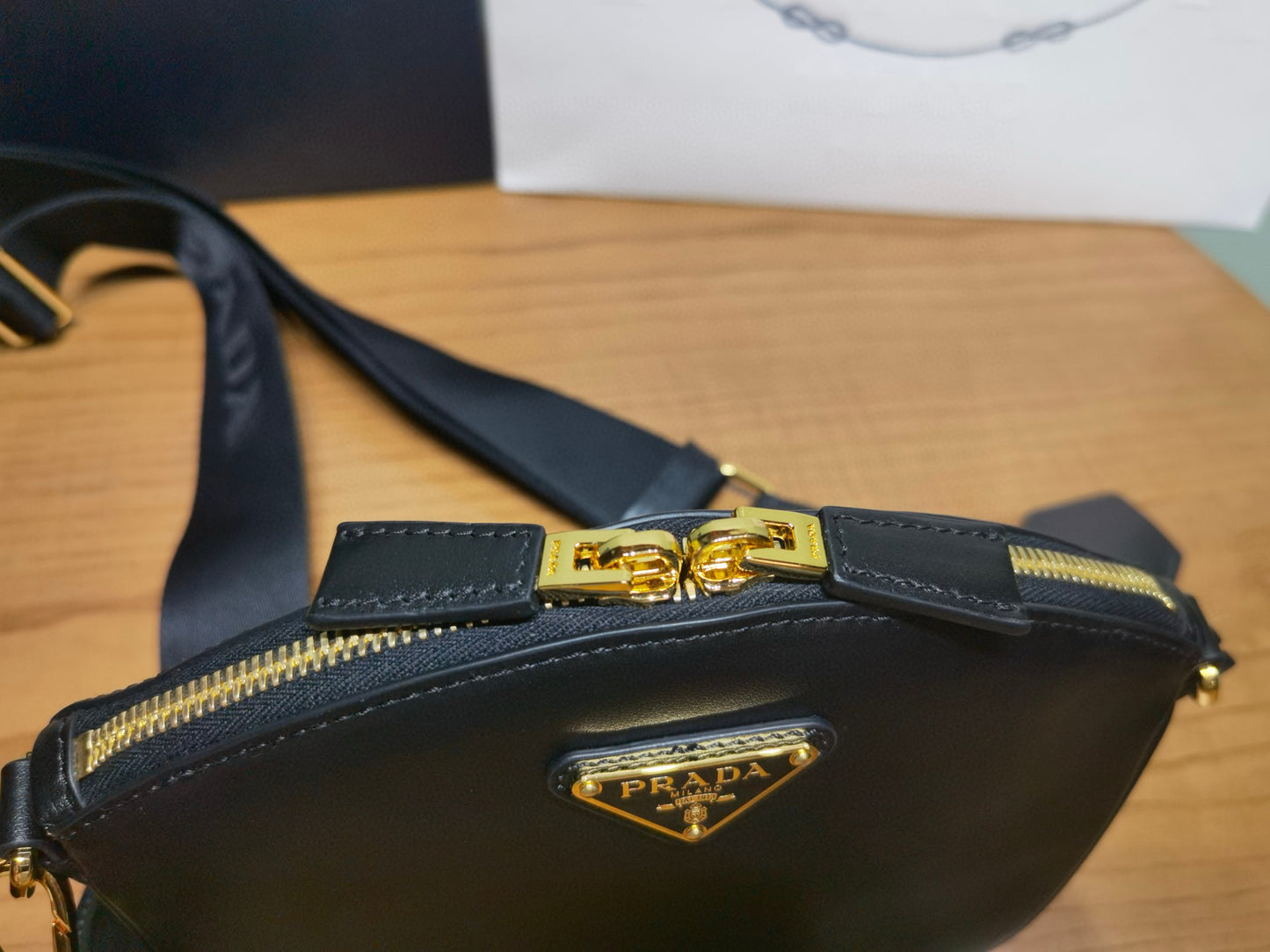 Prada Shoulder Bag 18x15x8cm