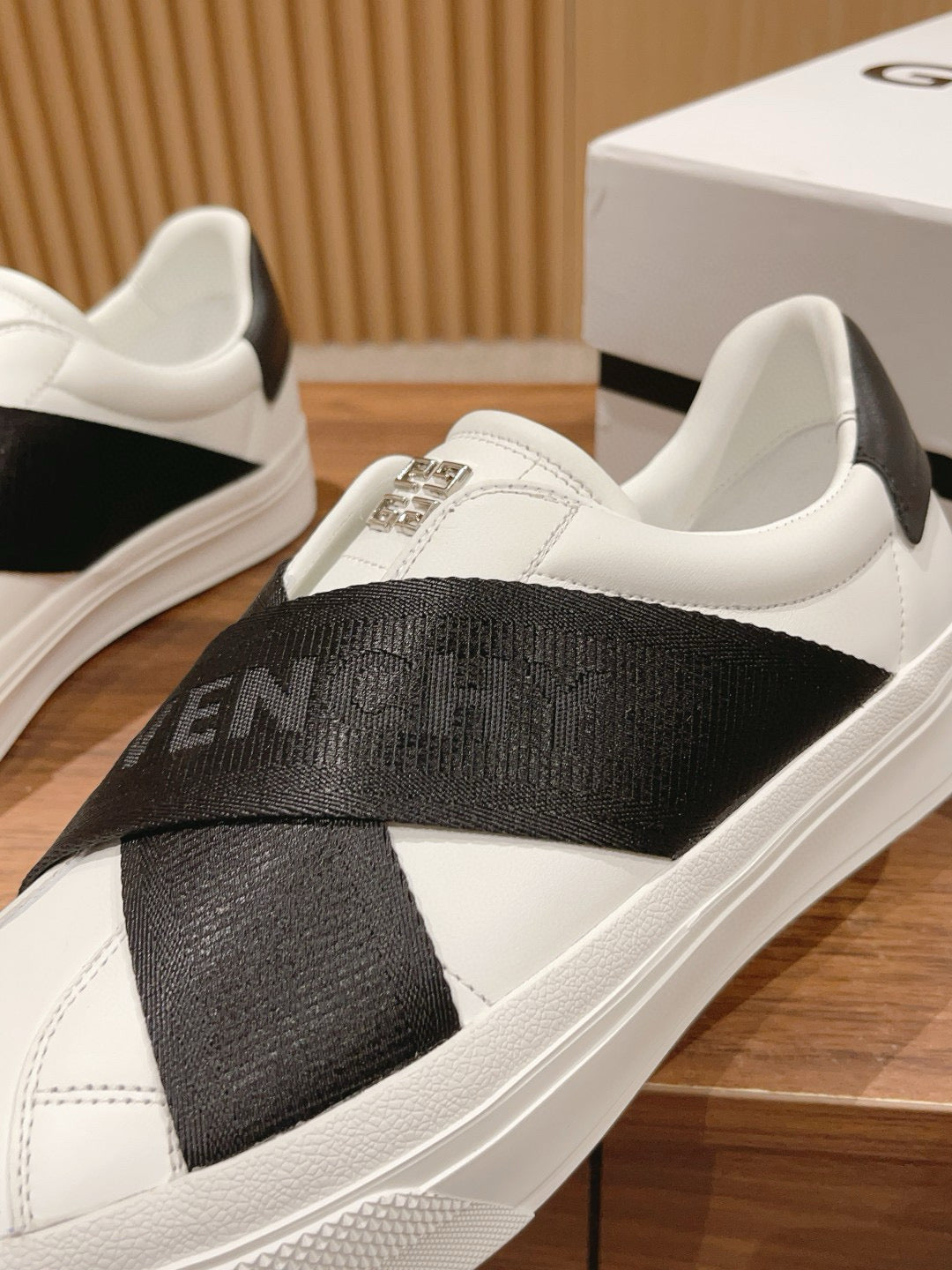 Givenchy Sneakers