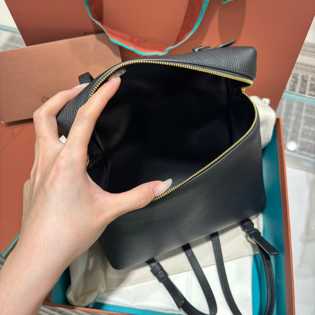 LP Extra Pocket L23.5 Backpack