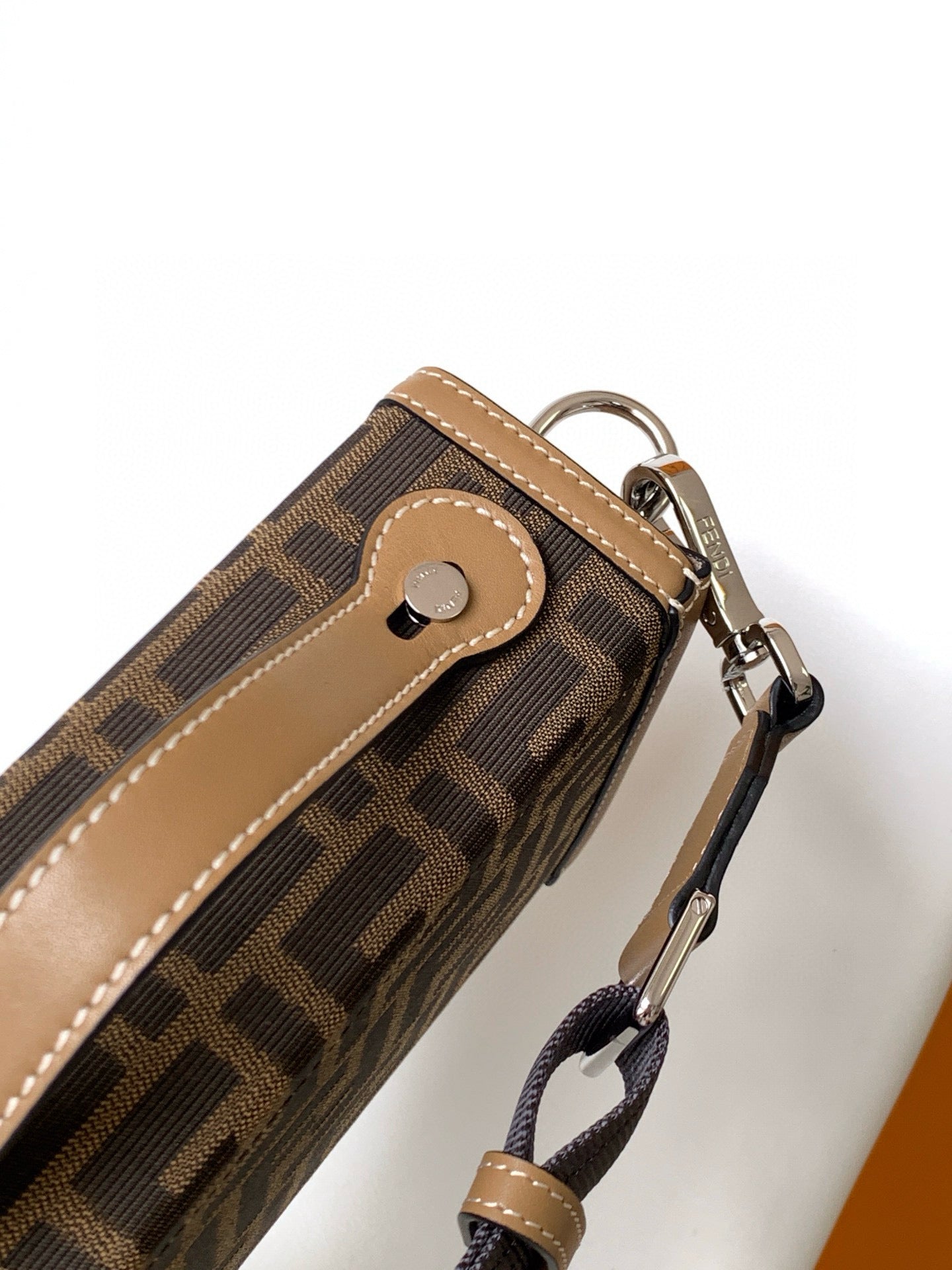 BAGUETTE SUAVE FENDI BAGUETTE 21.5*6.5*13