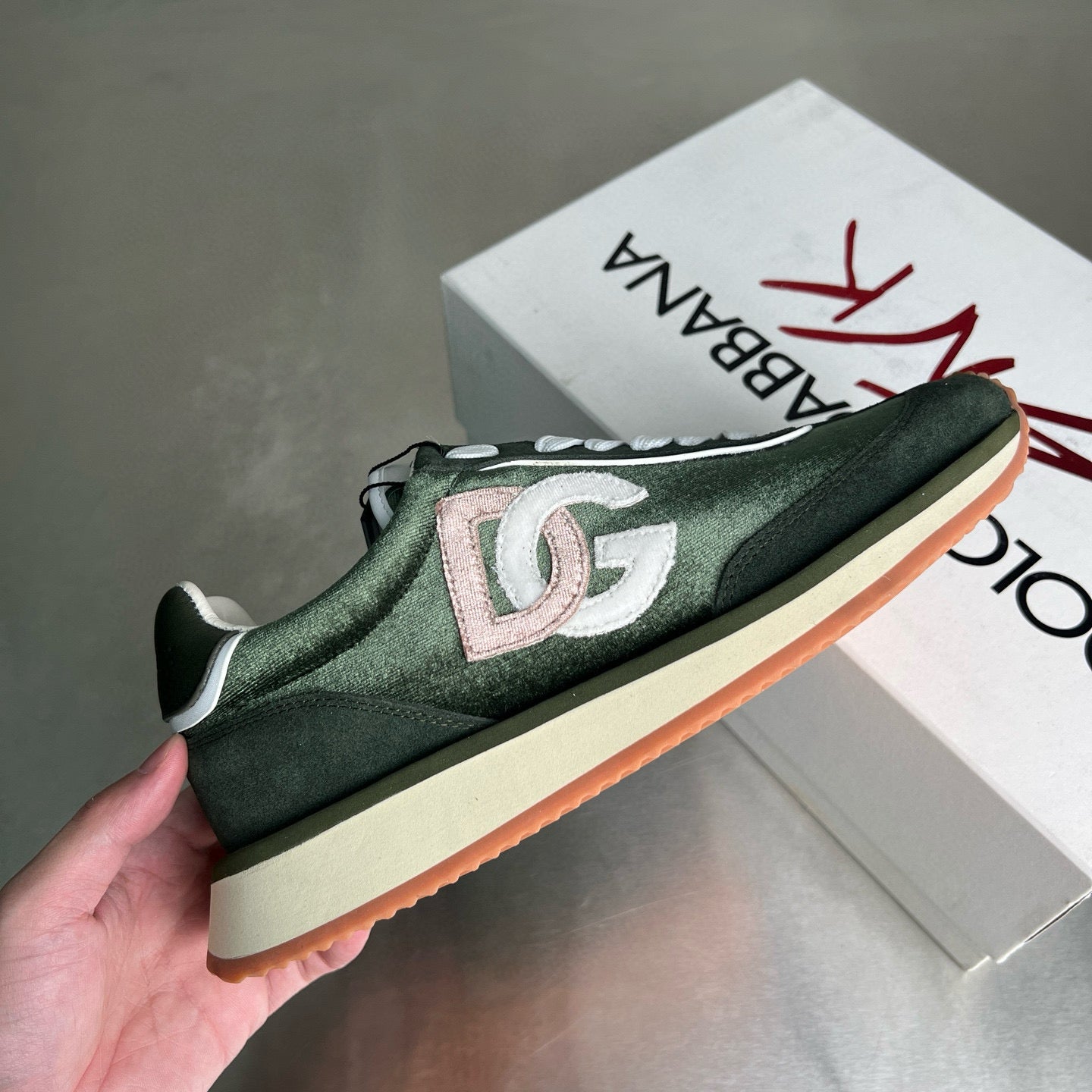 DG Sneakers