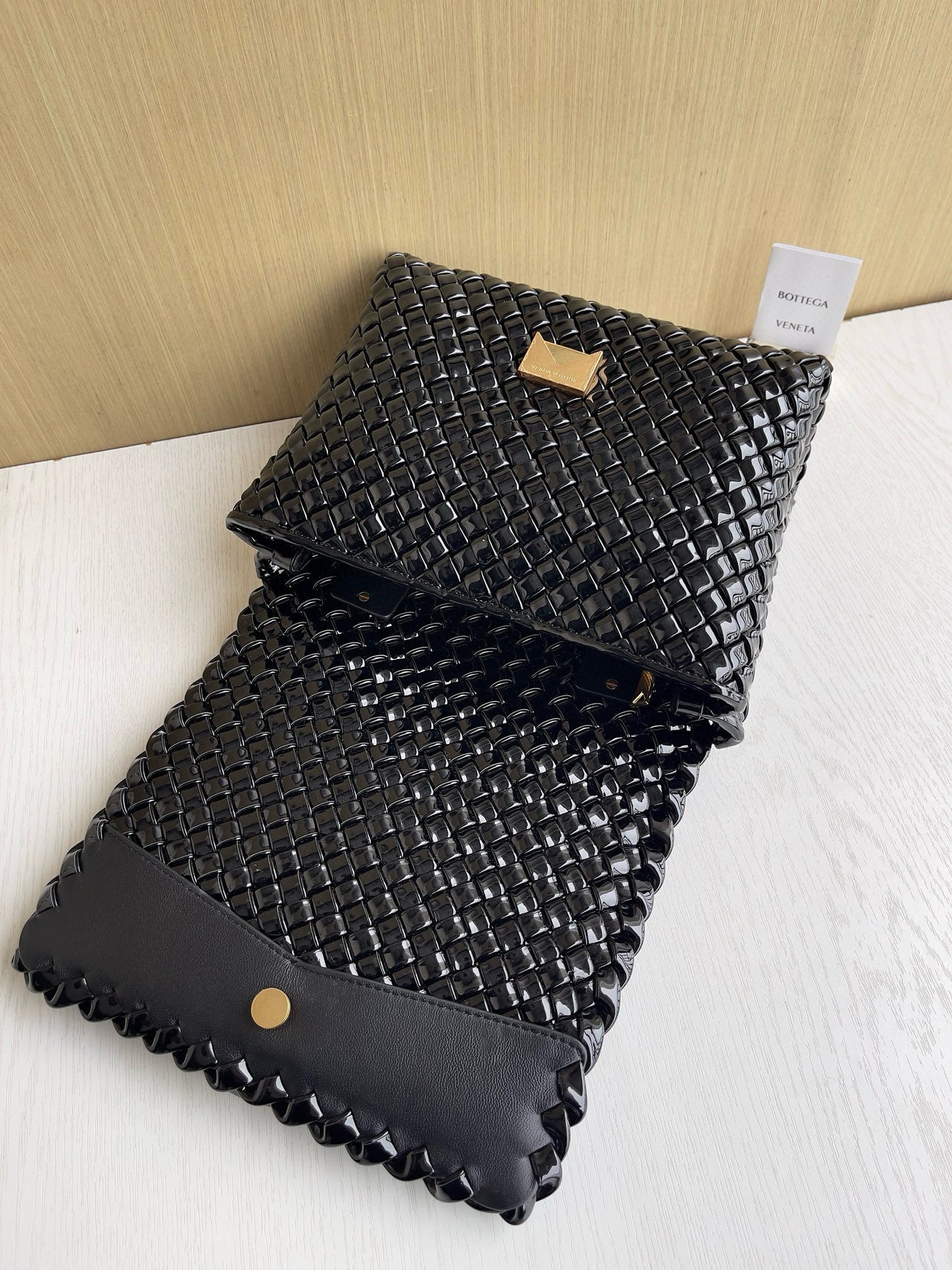 BV Nappa Intrecciato Patti Handbag 26x13x20.5cm