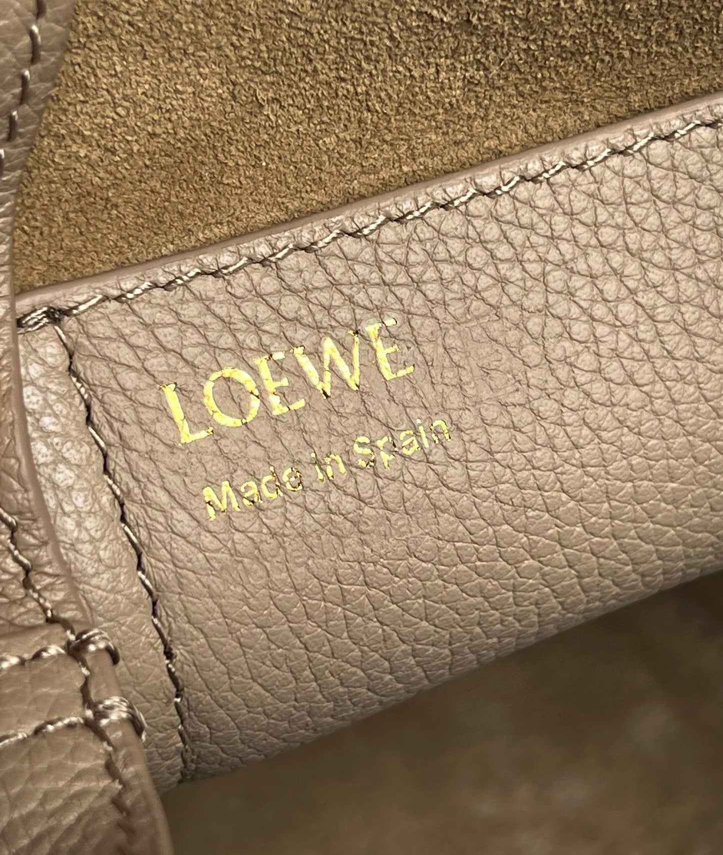 Loewe Pebble Bucket Bag(16x16x19.5cm)