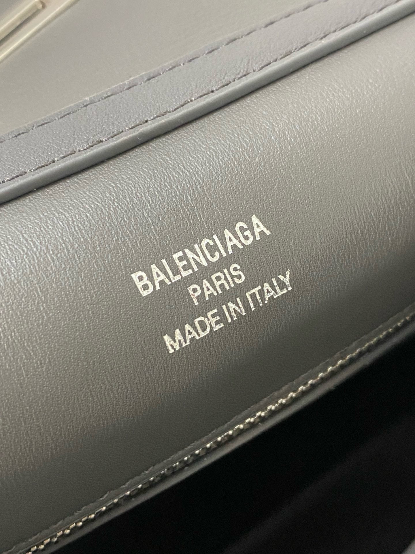 Balenciaga Rodeo Handbag 29x20x10cm