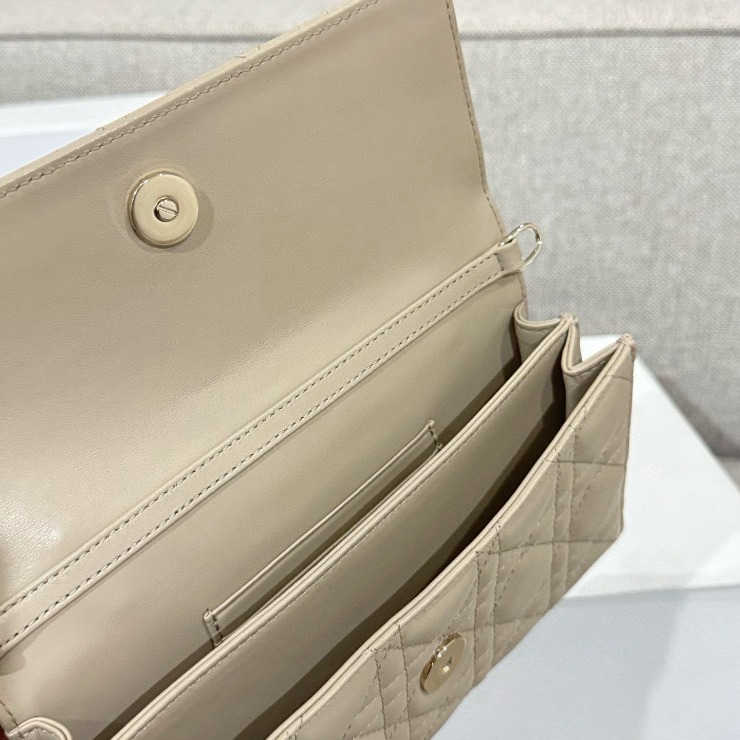 Dior WOC