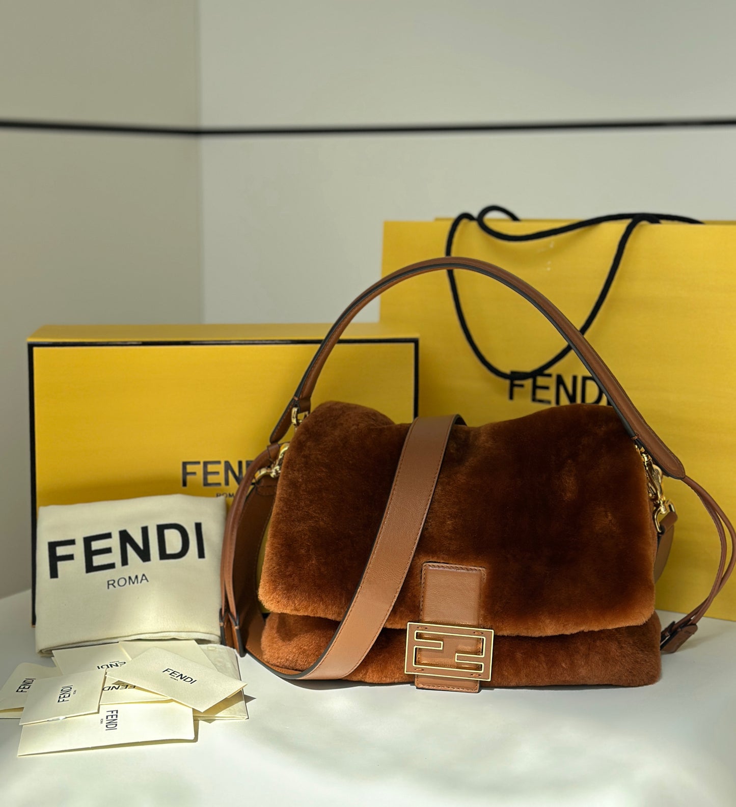Fendi Mamma Baguette Bag (Medium)