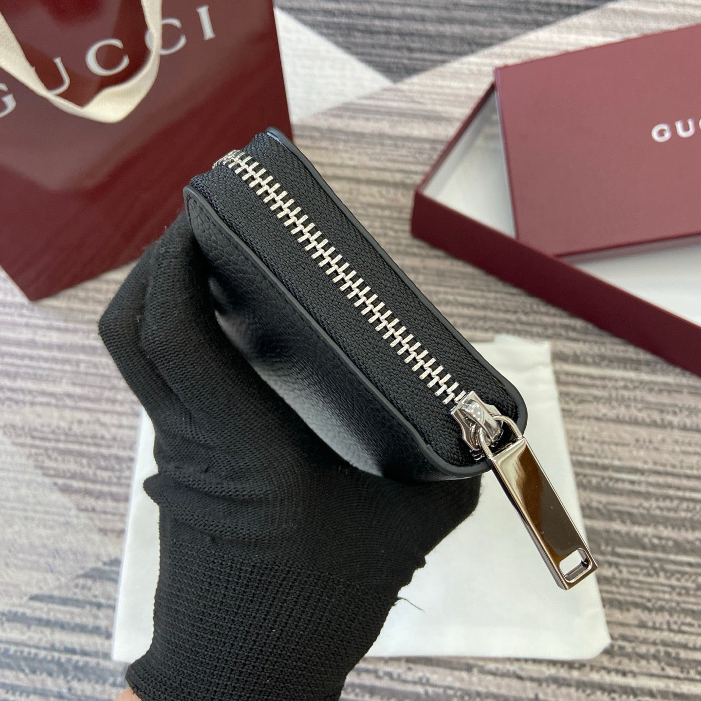 Gucci Long Zipped Wallet