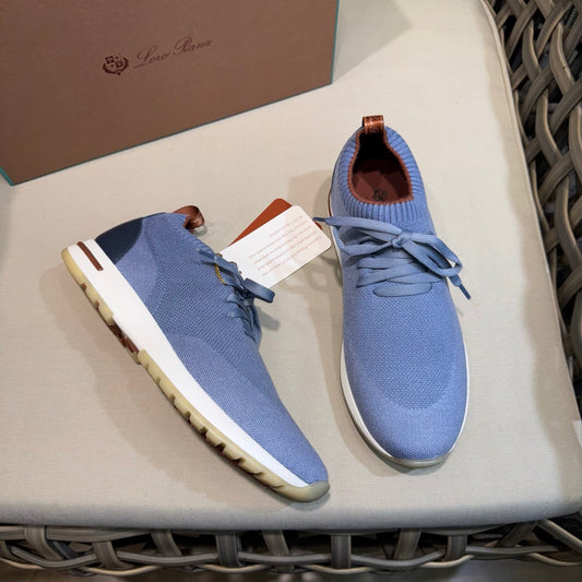 LP Sneakers