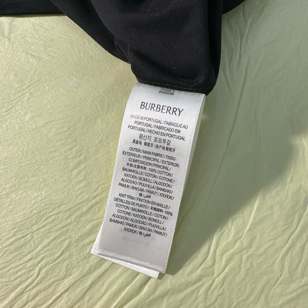 Burberry T-Shirt