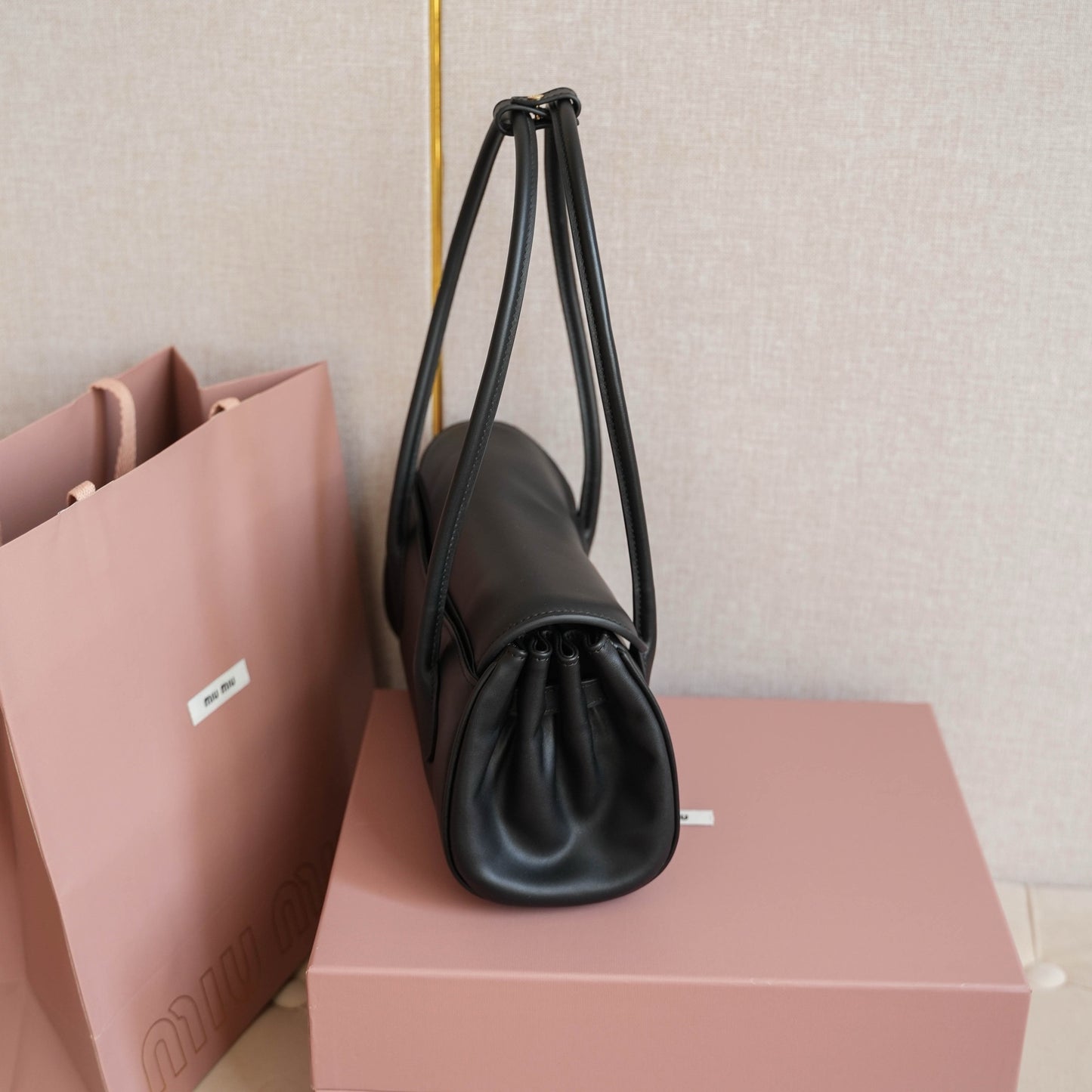 Miu Miu Shoulder Bag 28x15x11cm