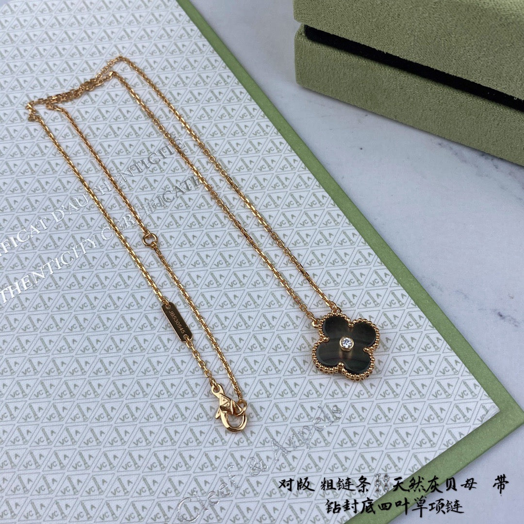 Van Cleef & Arpels Necklace