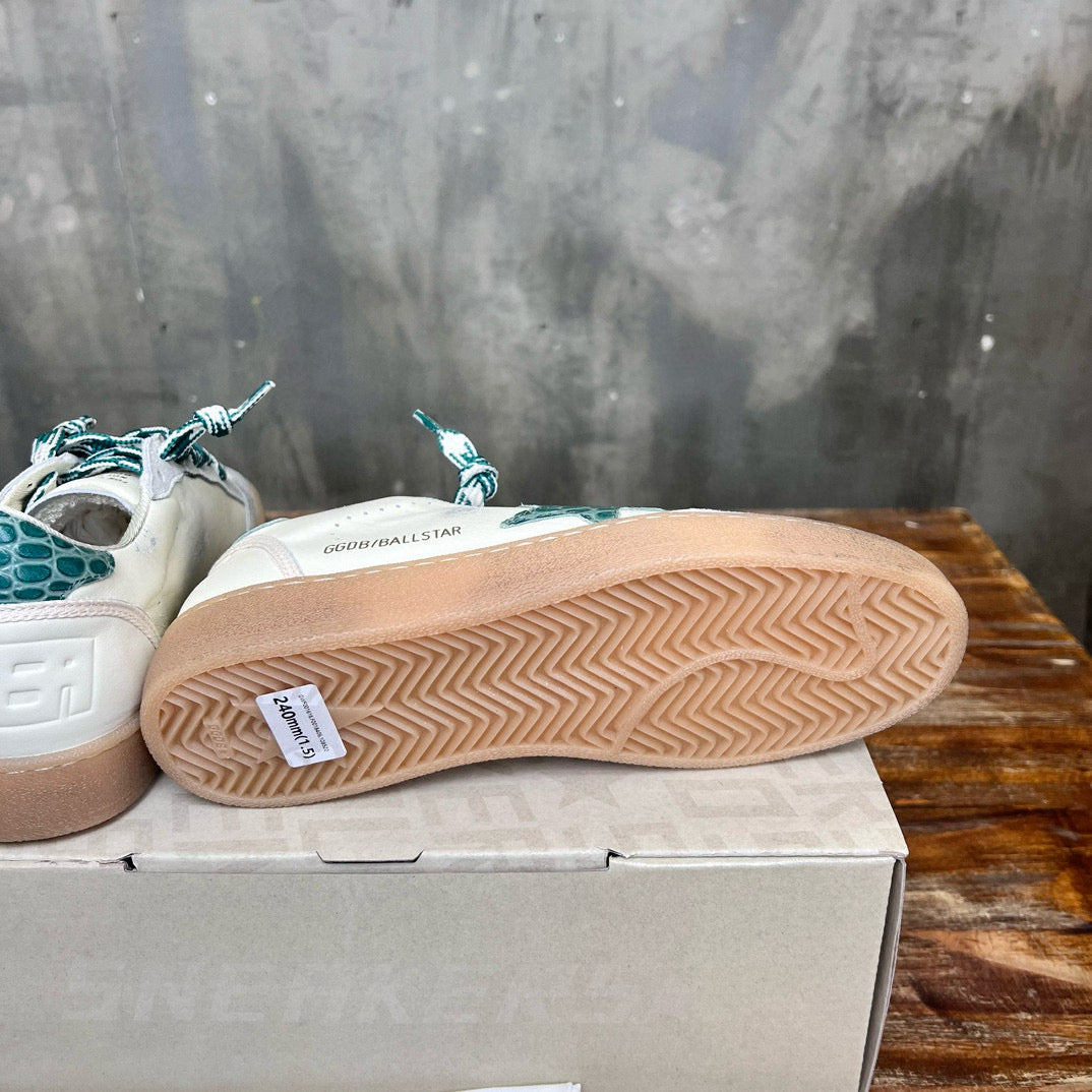 Golden Goose Sneaker