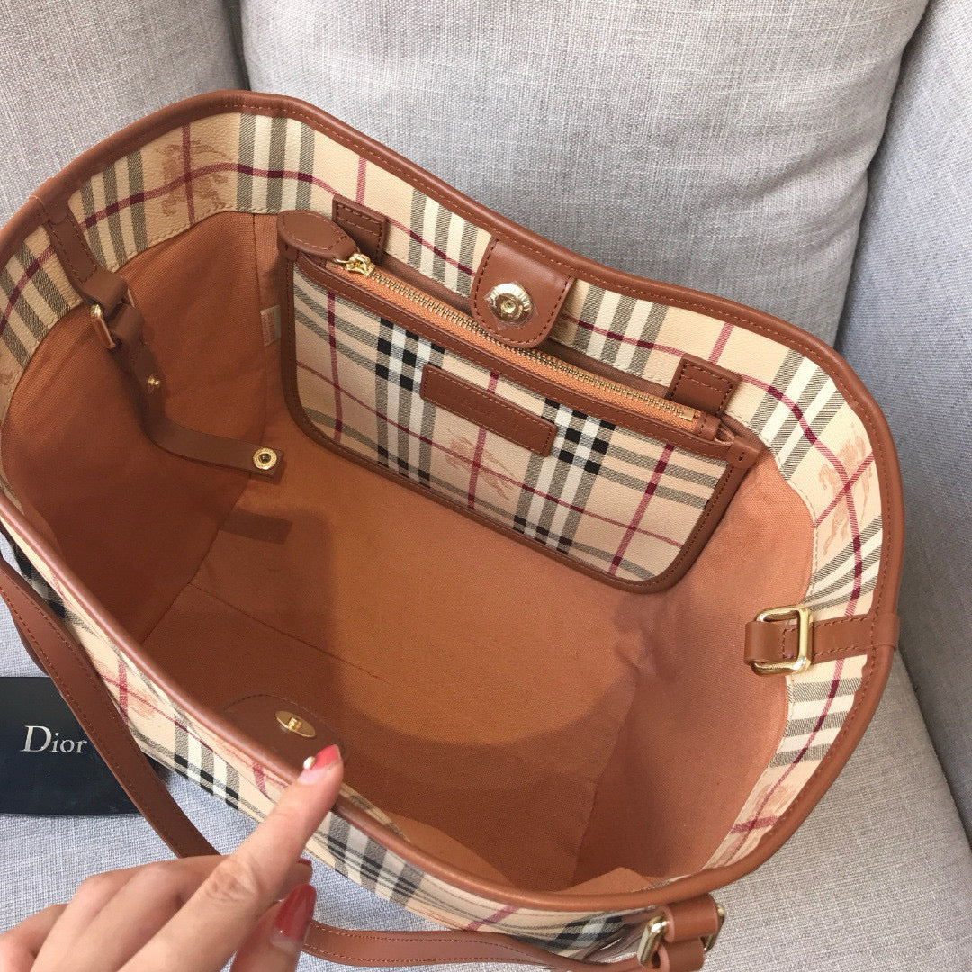Burberry Shoulder Bag