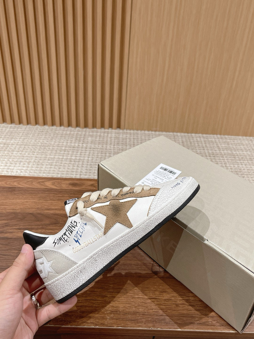 Golden Goose Sneaker