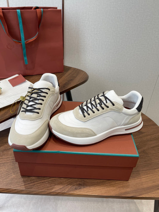 LP Sneakers