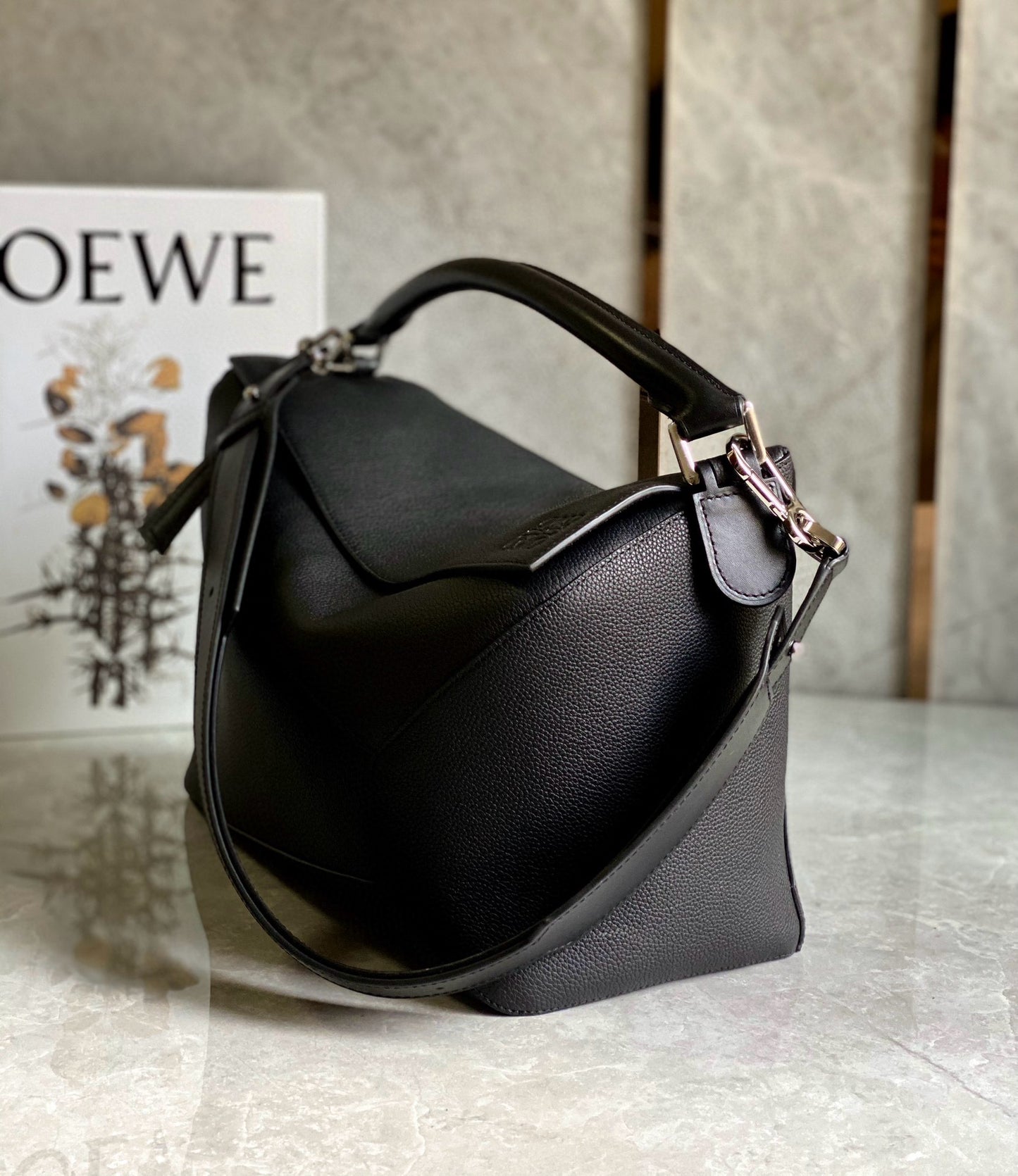 Loewe Puzzle Shoulder Bag(36.5x23x19cm)