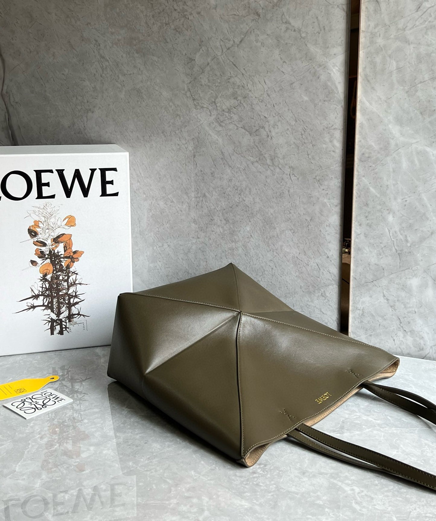 Loewe Puzzle Fold Tote Bag(25.5x14.5x31.5cm)