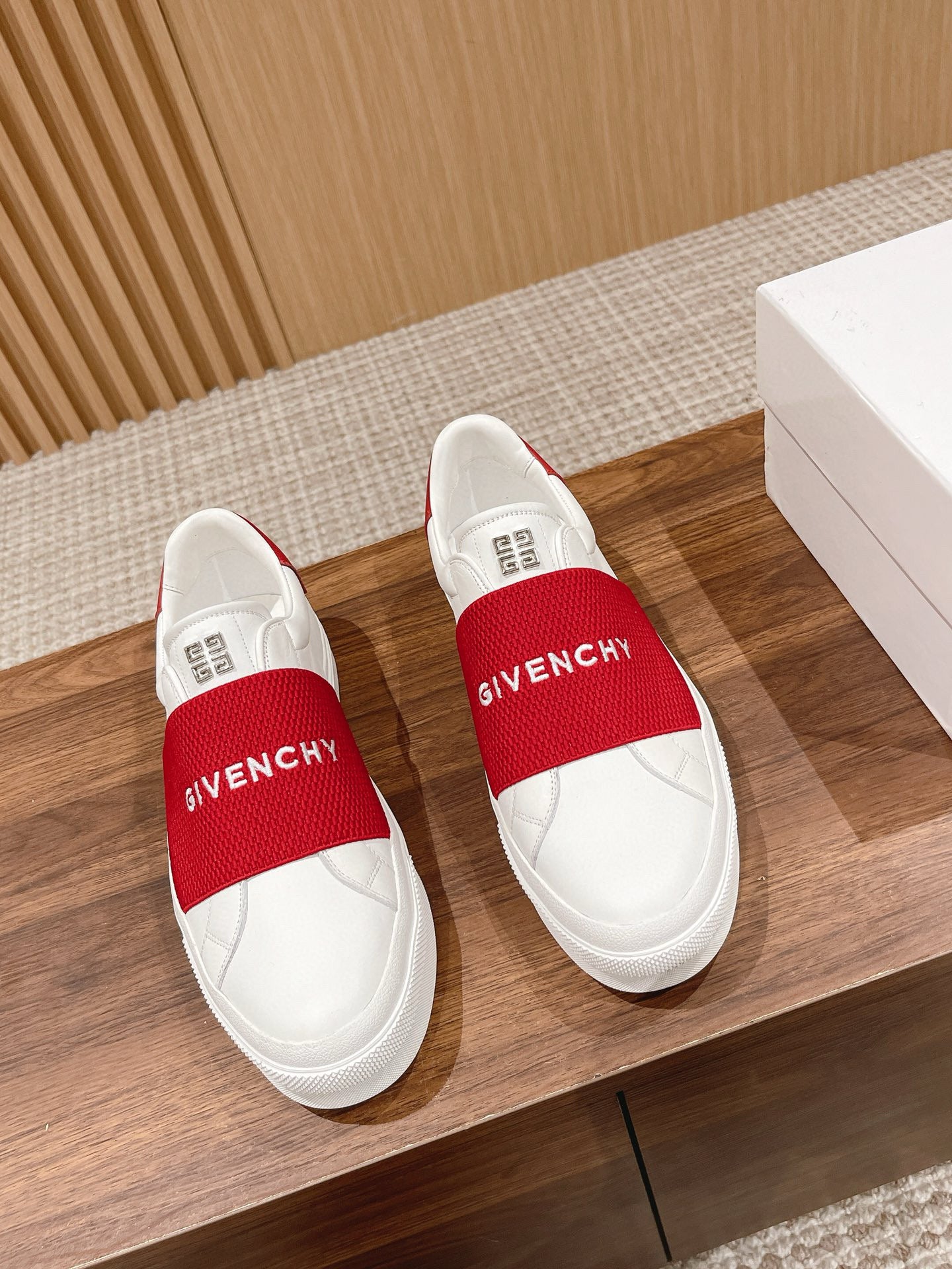 Givenchy Sneakers