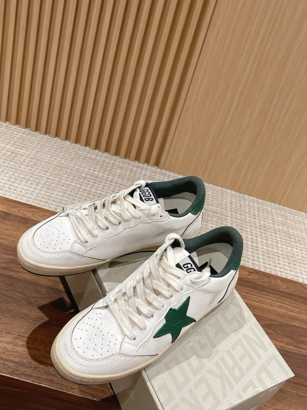 Golden Goose Sneaker