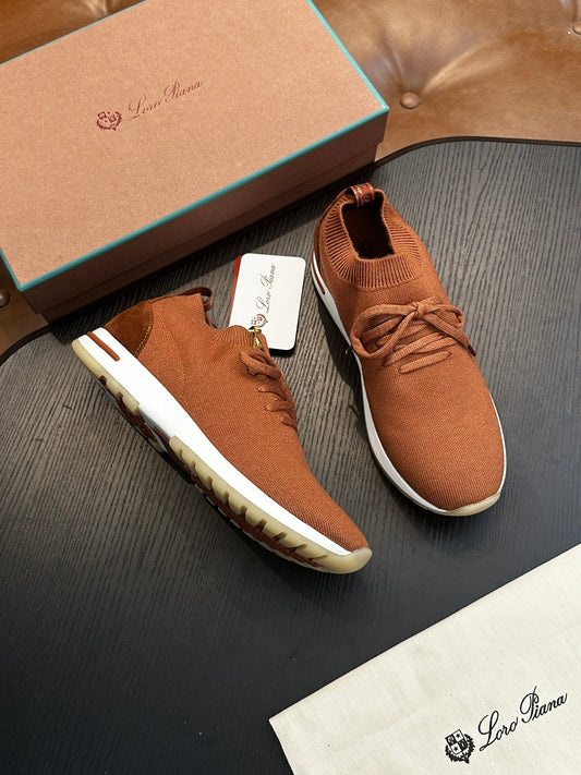 LP Sneakers