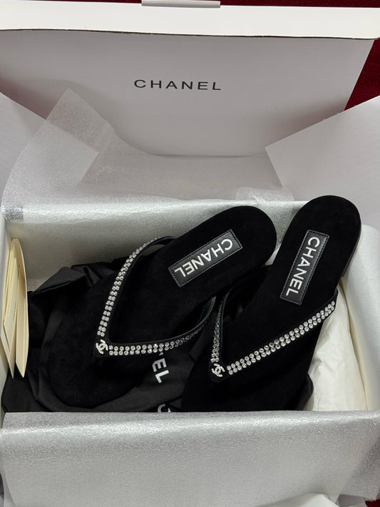 Chanel Slides