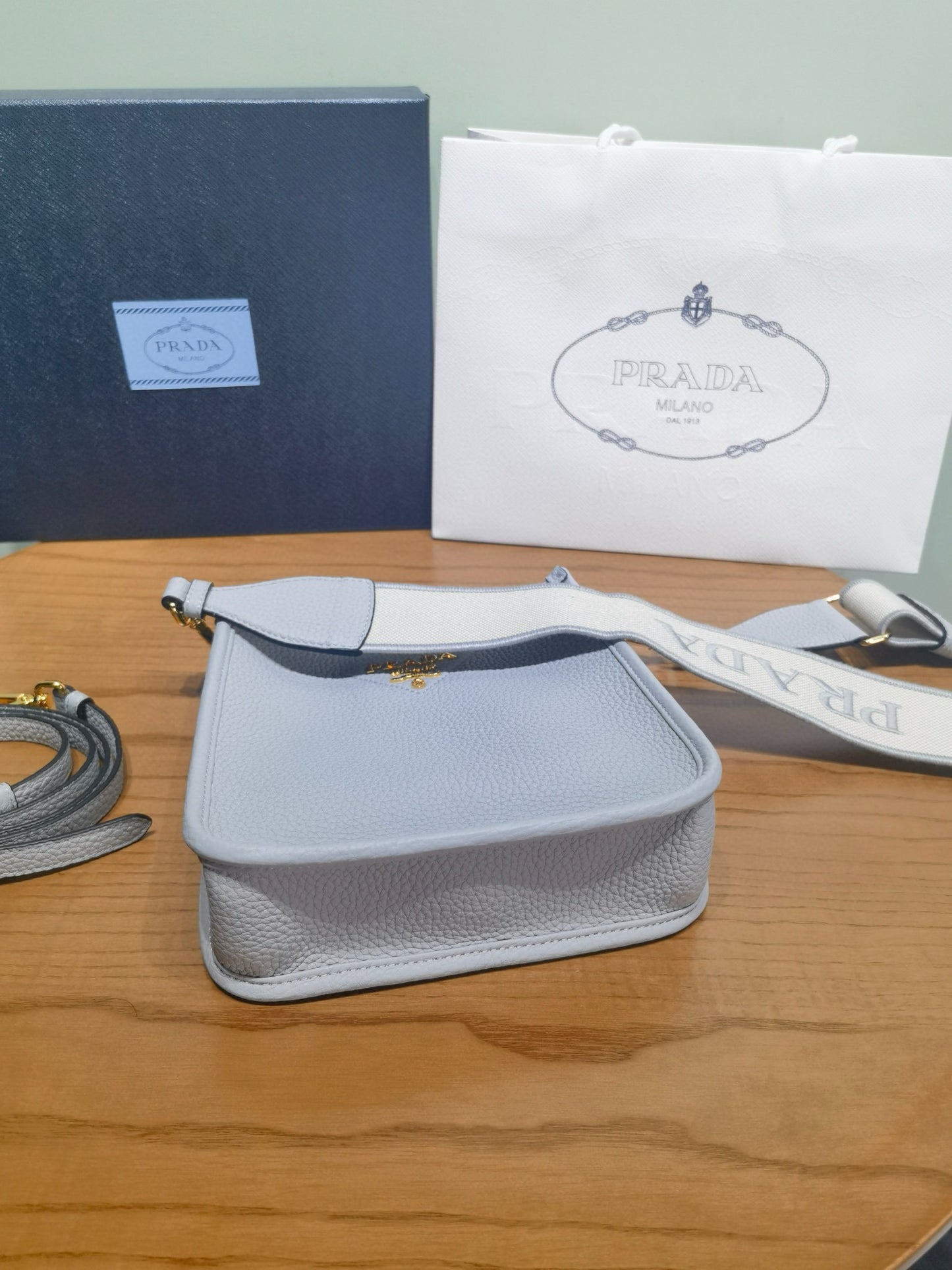PD Arque Shoulder Bag 19x20x6cm